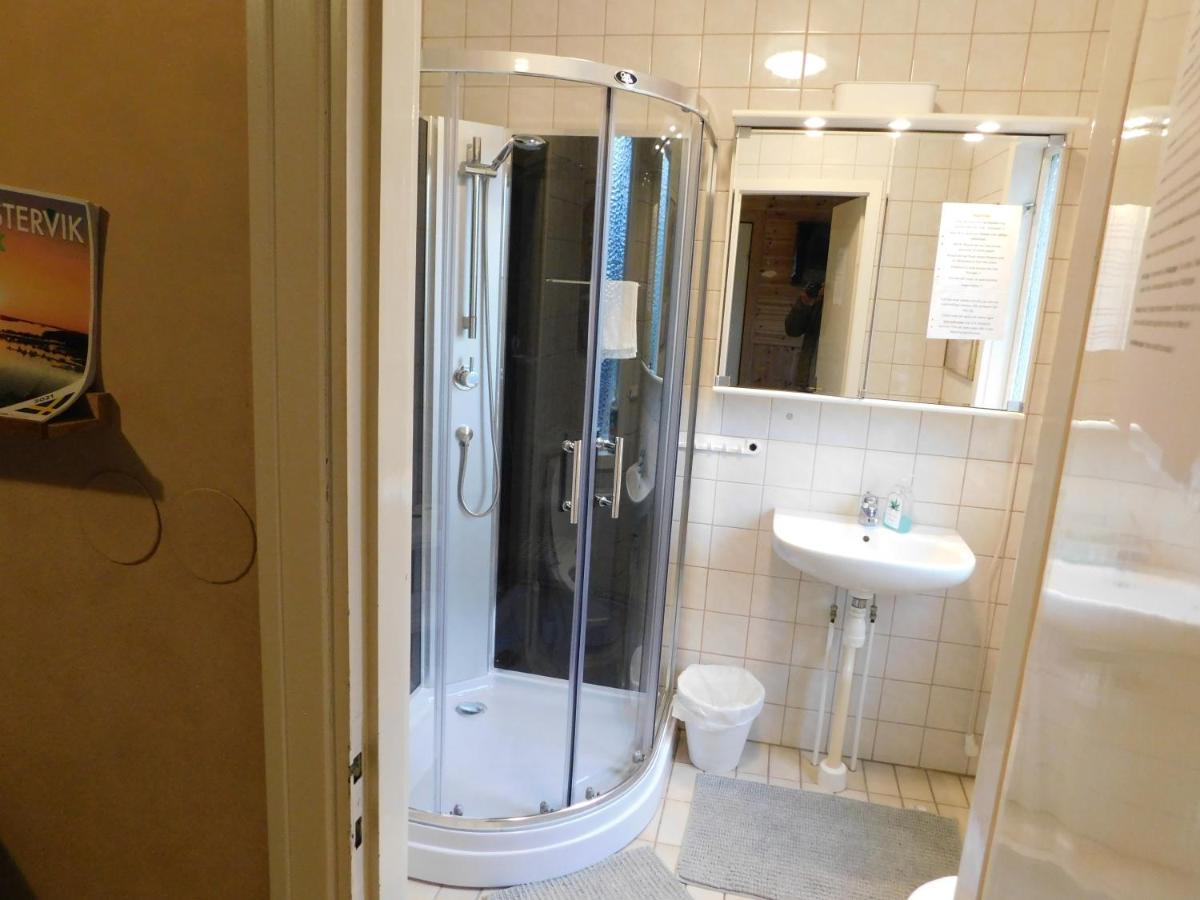Solgarden Vandrarhem Hostal B&B Blackstad Esterno foto